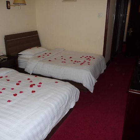 Gan Jin Hotel Tianjin Extérieur photo